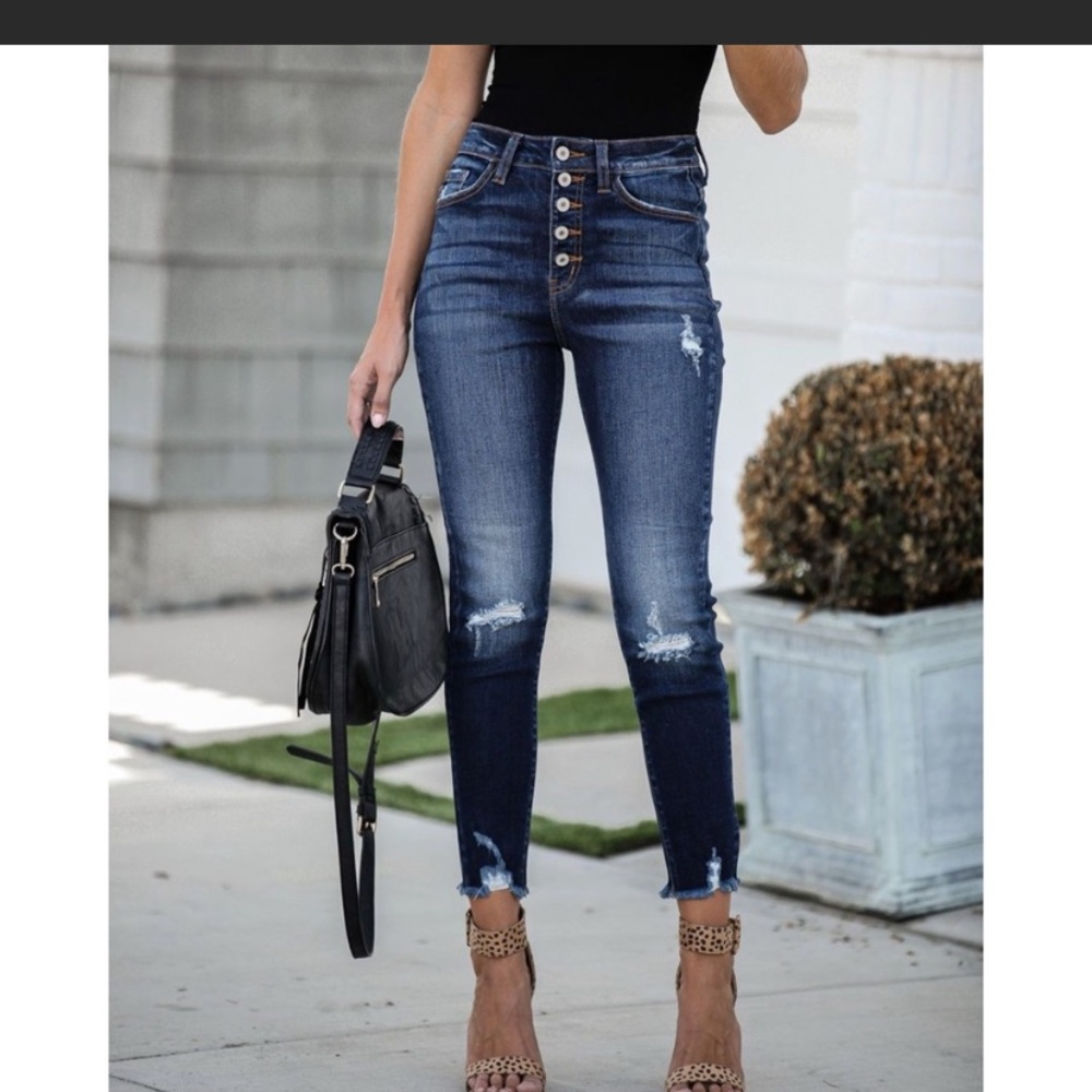 Tilly jeans sold on Vici